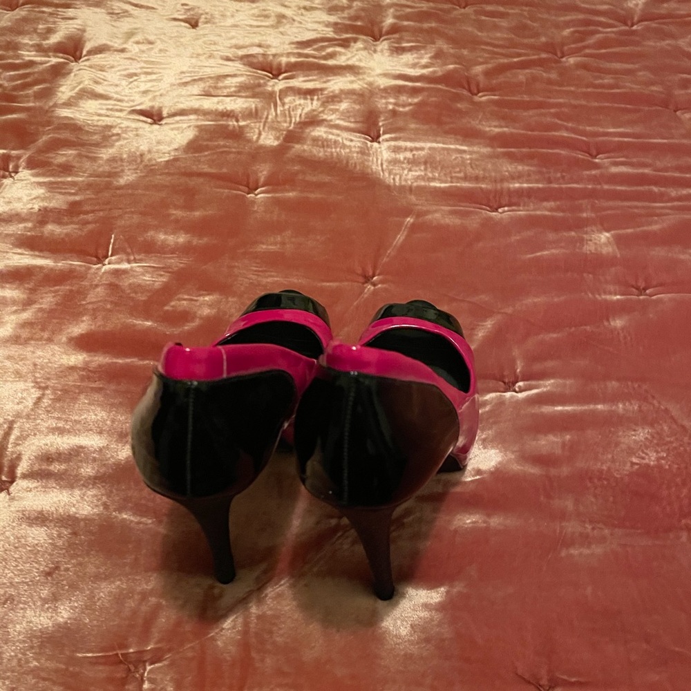 BCBGeneration shoes - Picture 3 of 3